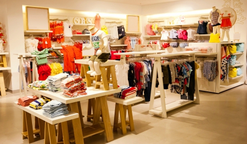 Retail Stores Cleaning Services 